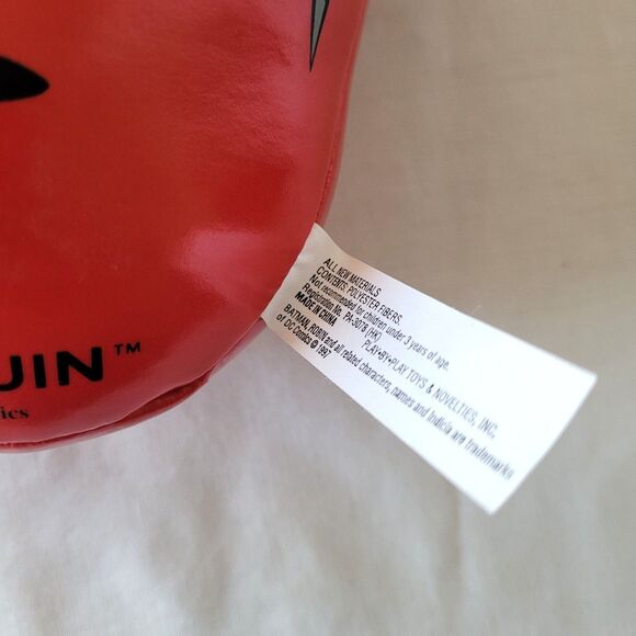 Vintage 1997 The Penguin Carnival Capers Plush Pillow w/ Suction Cup DC Comics - Picture 4 of 10